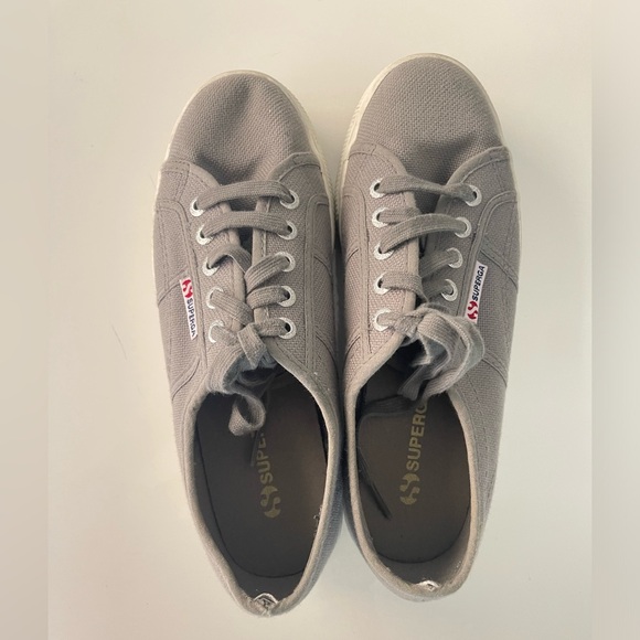 Superga Platform Sneakers in Grey Sage US 7.5 - Picture 5 of 6